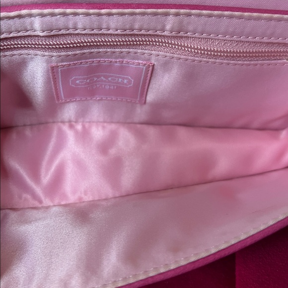 Coach Vintage Zoe Clutch-NWOT - Picture 13 of 15